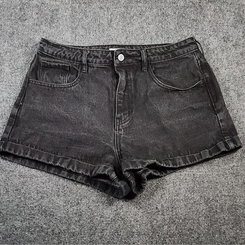 PacSun High Rise Denim Mom Shorts Washed Black Cuffed Size 30 Waist 32" Rise 12